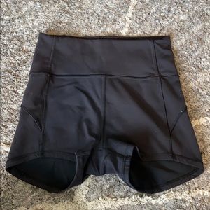 Lulu lemon yoga shorts